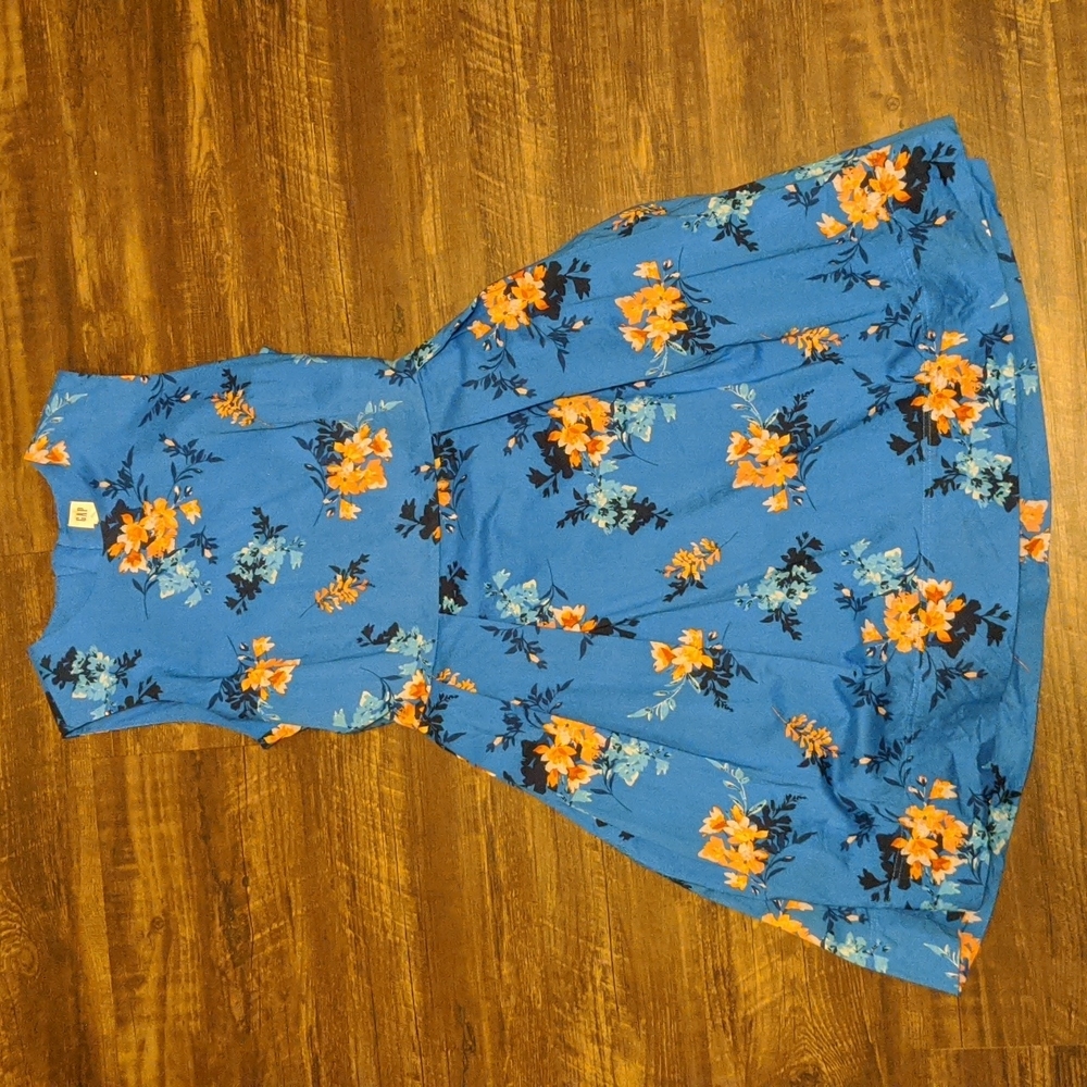 Gap Floral dress with pockets